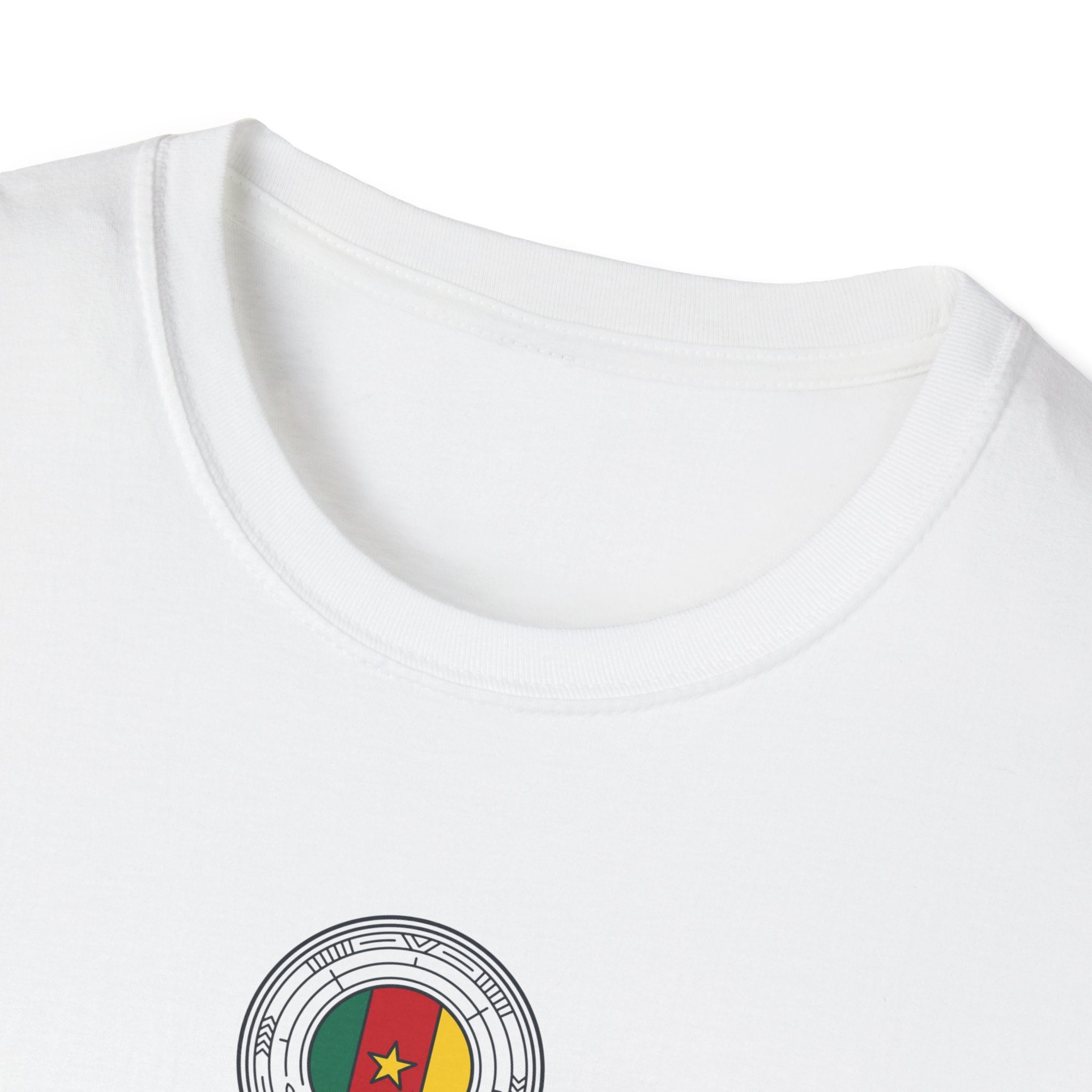 T-Shirt — Cameroon Flag Crest Graphic Tee