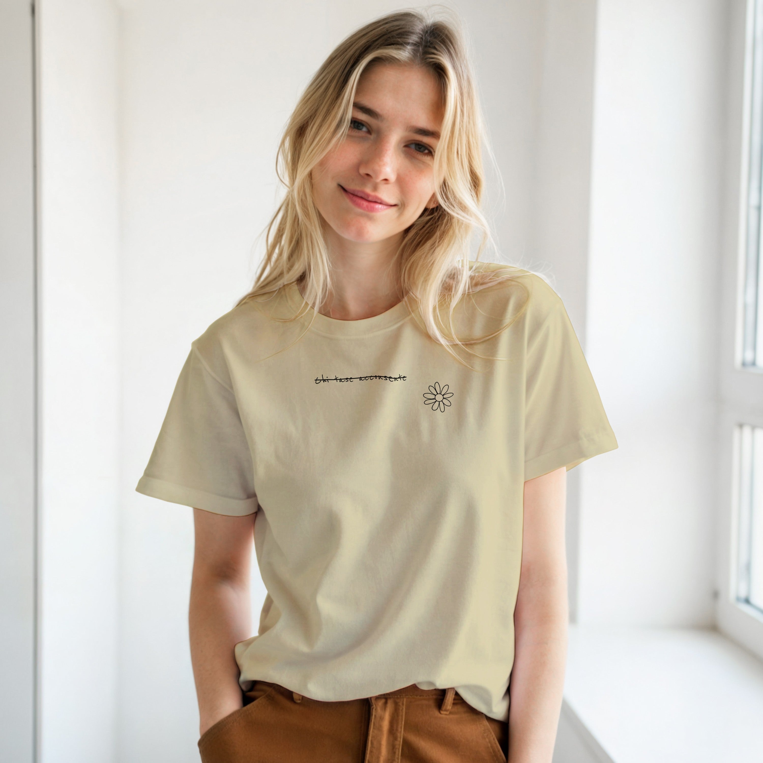 Minimalist "Acconsente" - Simple Text Graphic T-Shirt